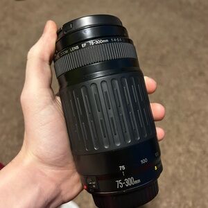 Canon EF 75-300mm Black Lens